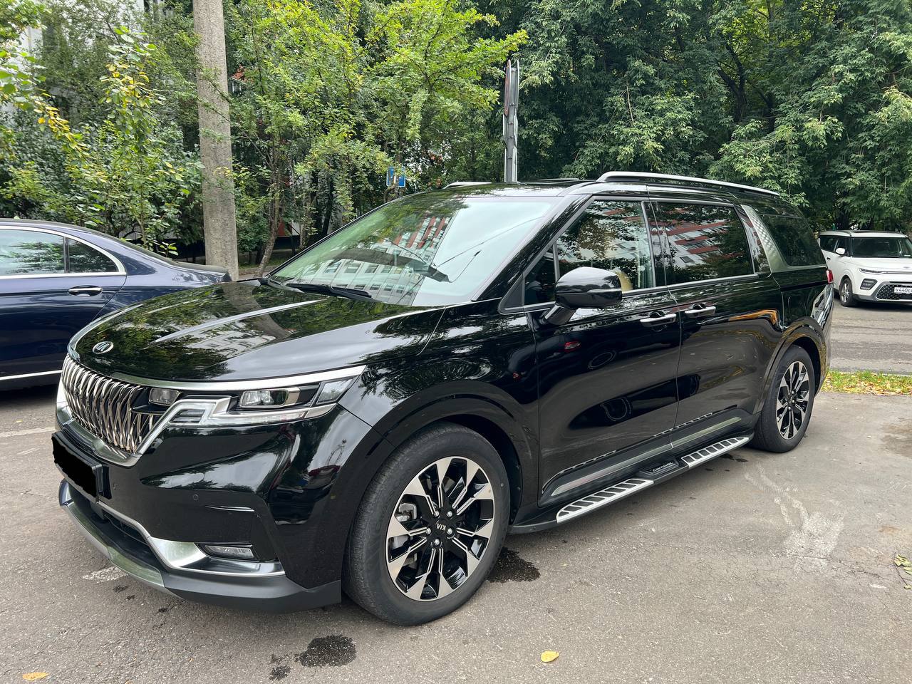 Kia Carnival